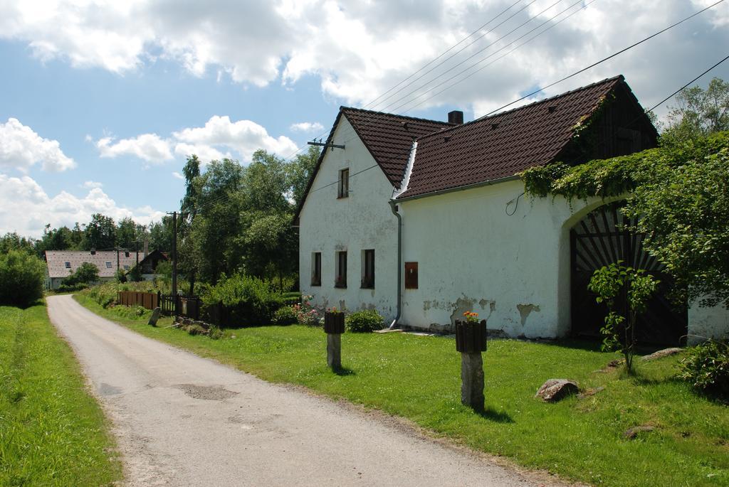 Penzion Staj Navary Lägenhet Exteriör bild